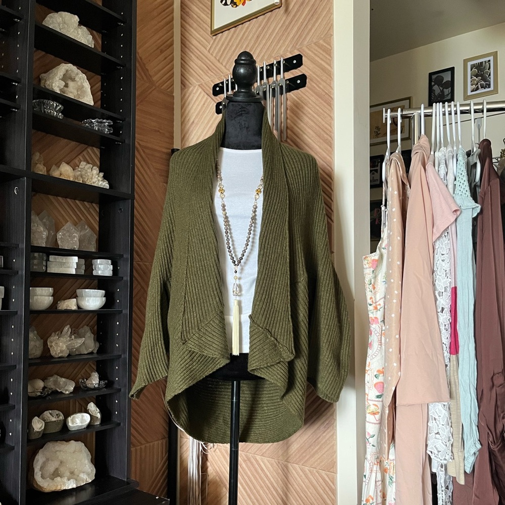 Army green slouchy sleeve oversized asymmetrical ribbed thick Zara sweater